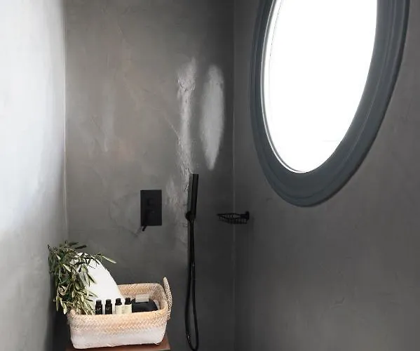 Apart-hotel Santolia Art 4*