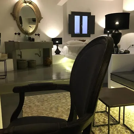 Santolia Art Aparthotel 3*