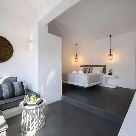 Santolia Art Aparthotel 4*