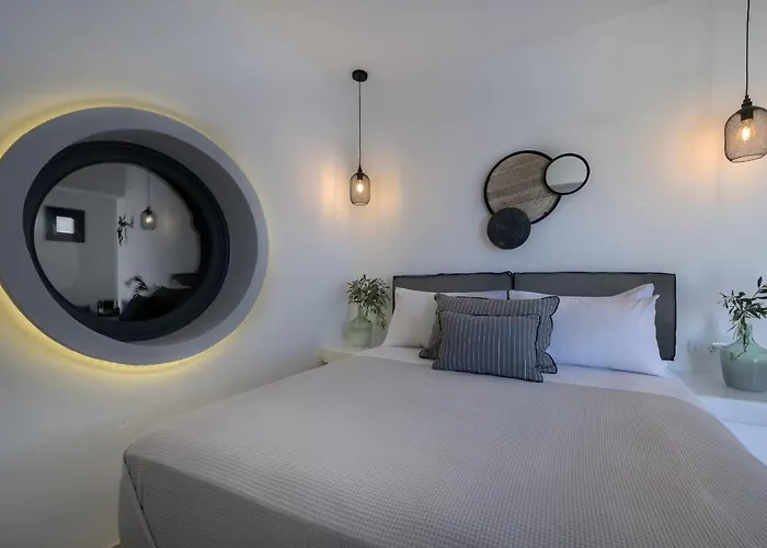 Santolia Art Aparthotel Oia