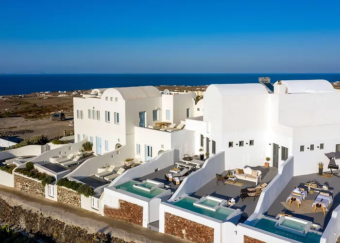 Santolia Art Aparthotel 4*