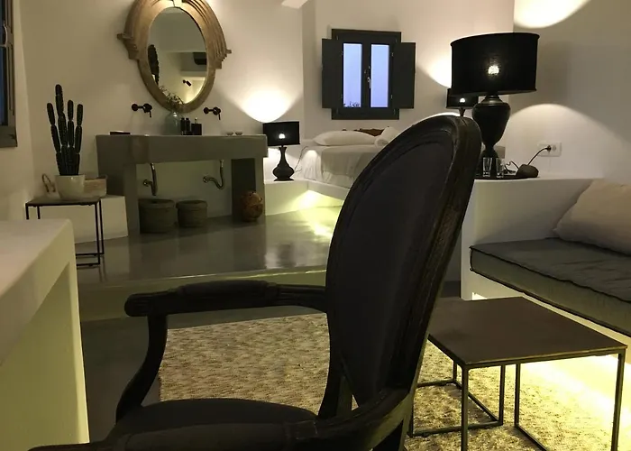 Santolia Art Aparthotel 4*